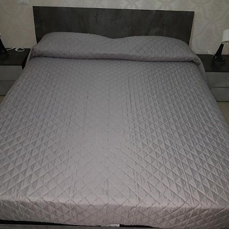 Casa Vacanza Dinastia Borbone - Centro Storico Neapel Exteriör bild